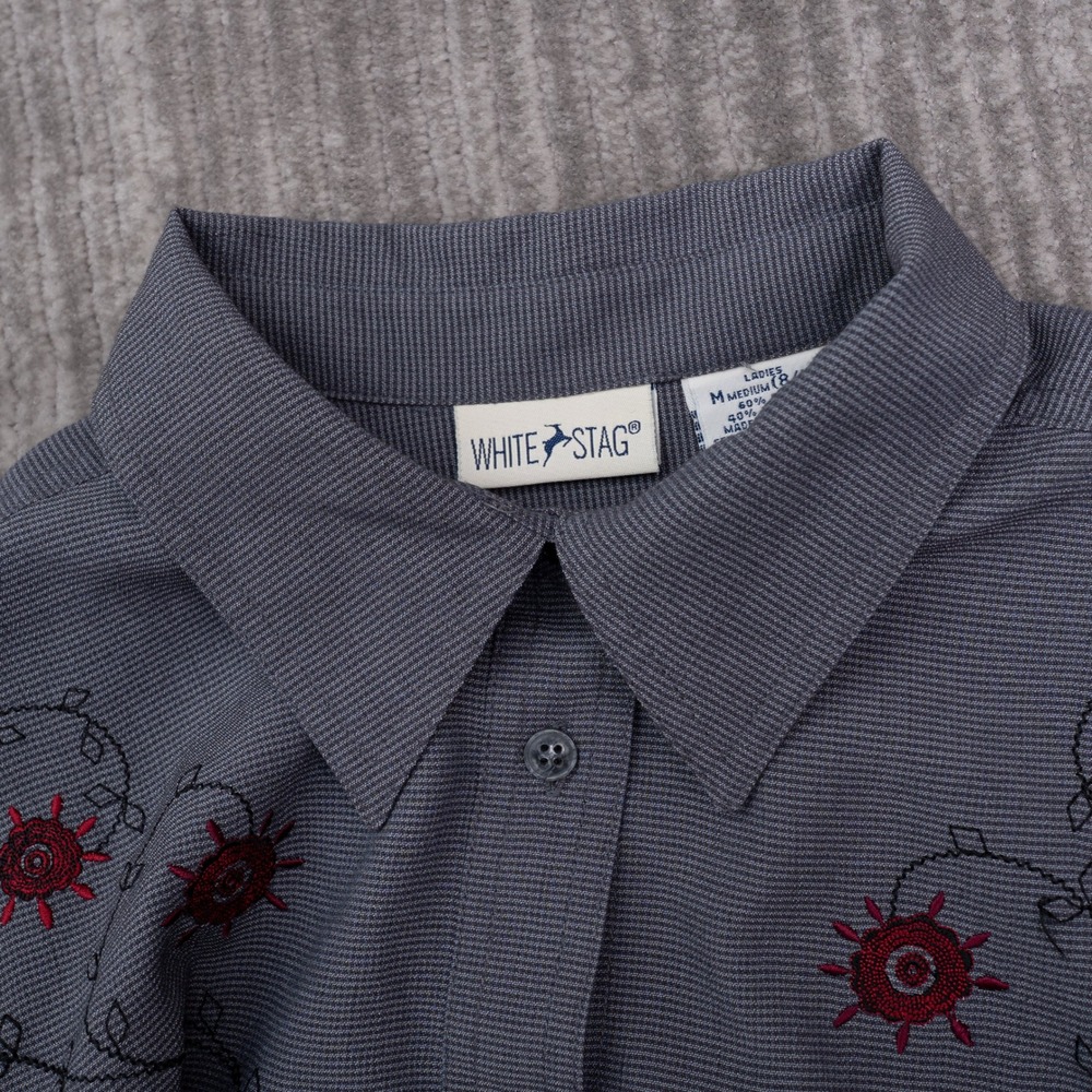 White Stag Blouse Ladies Medium 8/10 Grey Excellent Floral Embroidered Top - Picture 9 of 9